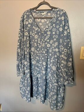 beachlunchlounge Blue and White Floral Long Sleeve Tiered Dress